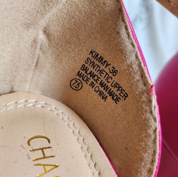 Chase and Chloe - Hot Pink Short Close toed Heel - (7.5) - Picture 6 of 9